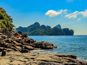 Phi Phi island beach