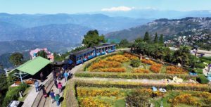 Batasia loop darjeeling holiday tour