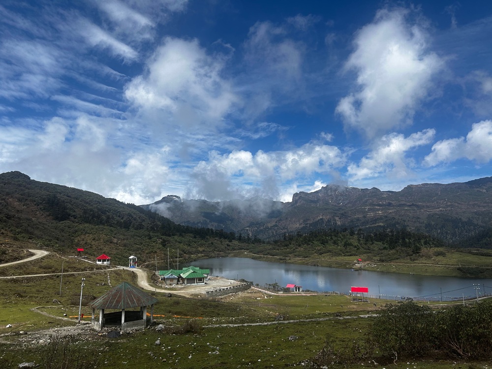 Sela Lake in Tawang, 7 sisters tor