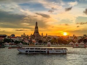 Chao Phraya River cruise in Bangkok