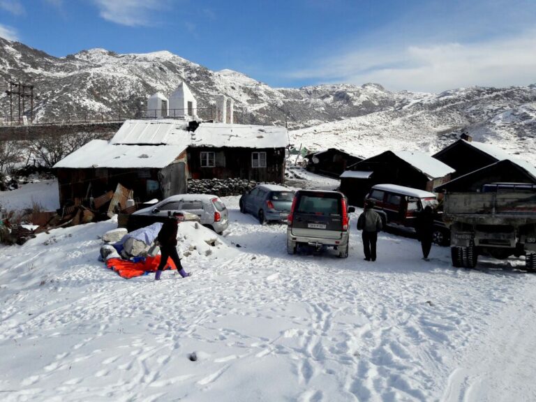 Snow fall in zuluk Sikkim