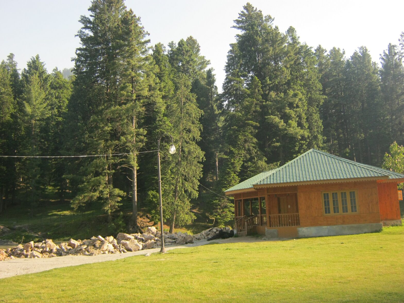 betab valley kashmir cottage