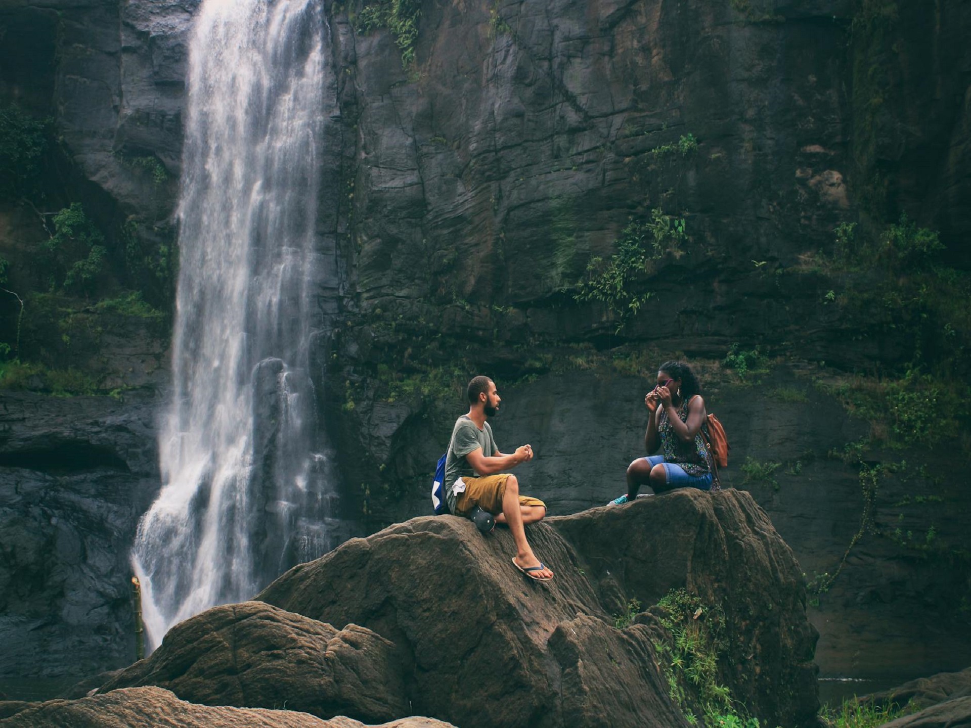 kerala tour packages from kolkata by train